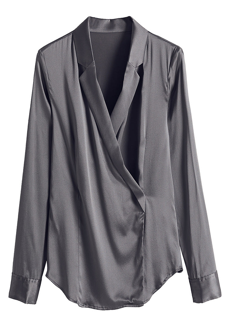 Effortlessly Elegant Shirt with a Timeless Design