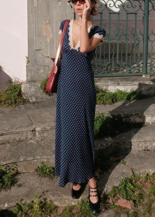 Classic Vintage & Enduringly Stylish Dress