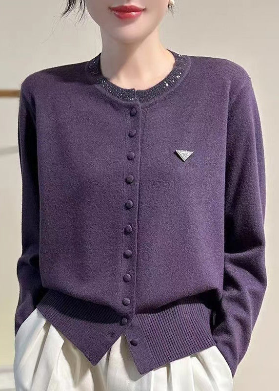 Well Tailored Coat with a Graceful Silhouette