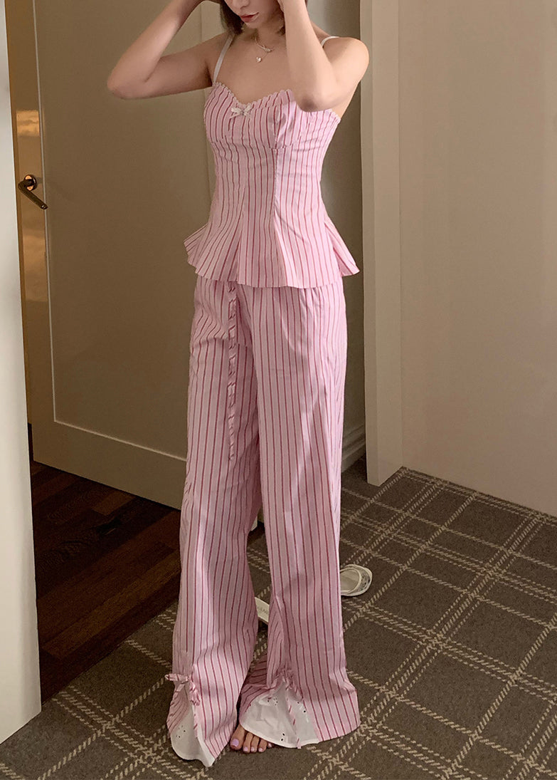 Well Tailored Pants with a Graceful Silhouette