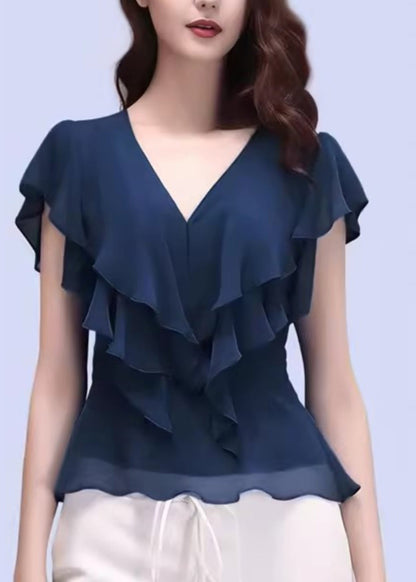 Effortlessly Elegant Top with a Timeless Design
