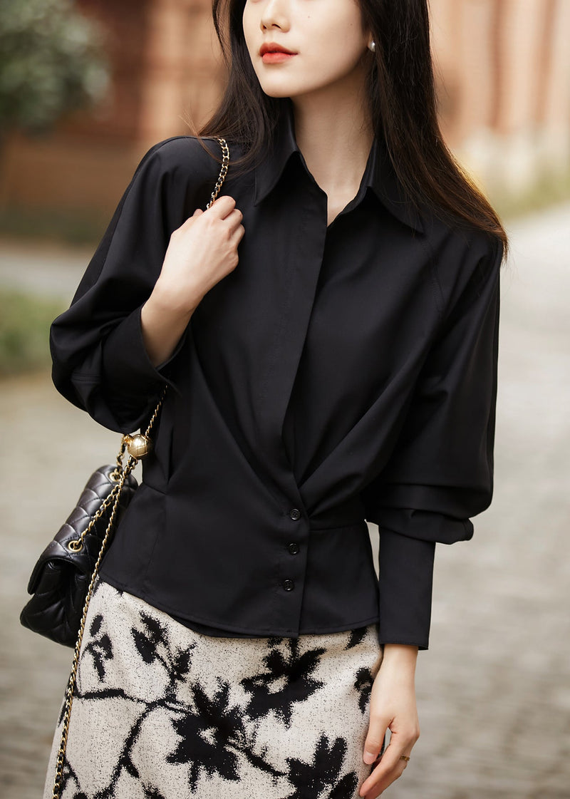 Classic Vintage Shirt with a Flattering Fit