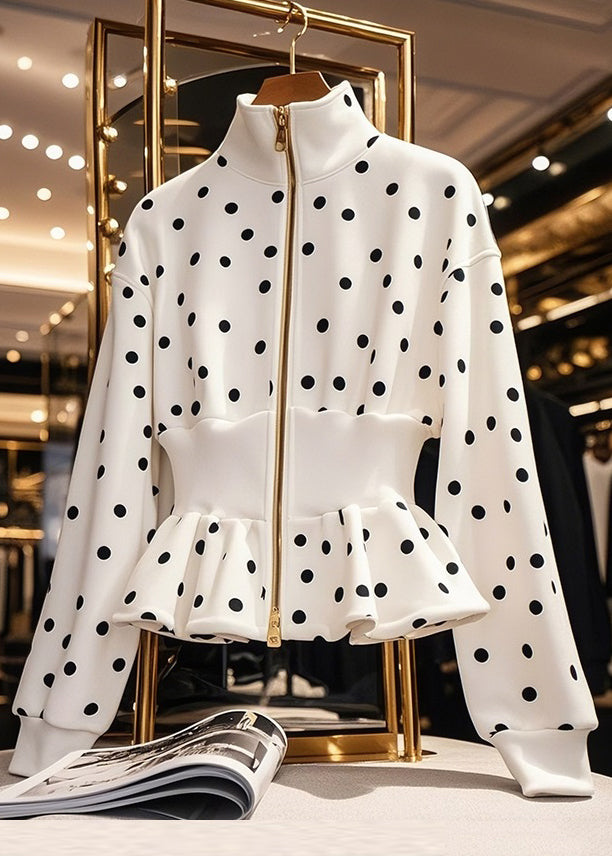 Elegantly Styled Coat for Everyday Wear
