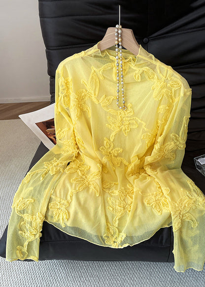 Classic Vintage Shirt with a Flattering Fit