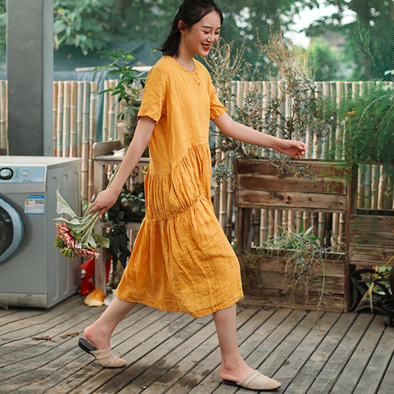Gracefully Styled Dress for Any Occasion