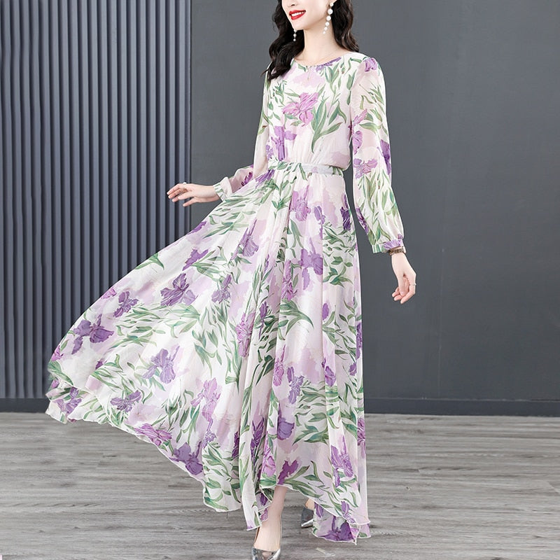 A Vintage Style Dress with Delicate Timeless Details