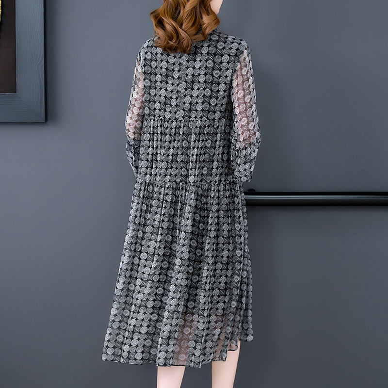 Classic Vintage & Enduringly Stylish Dress