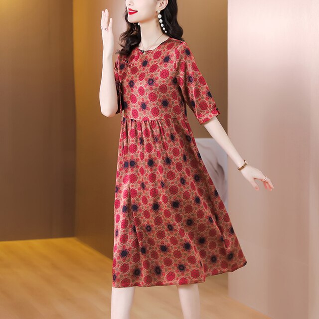 Classic Vintage & Enduringly Stylish Dress
