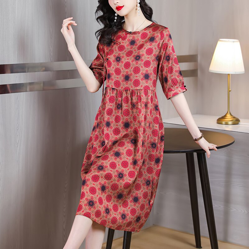 Classic Vintage & Enduringly Stylish Dress