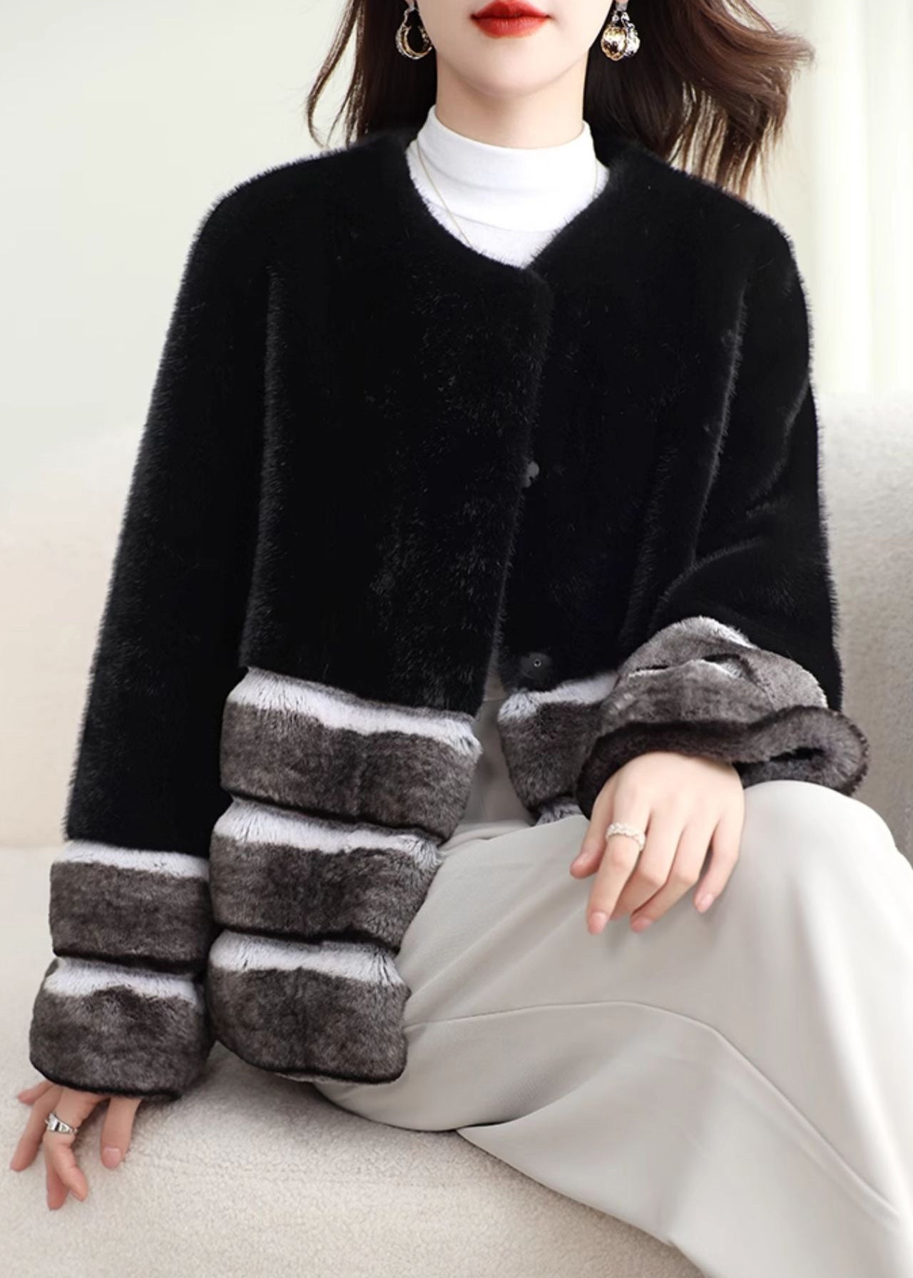 Elegantly Styled Coat for Everyday Wear