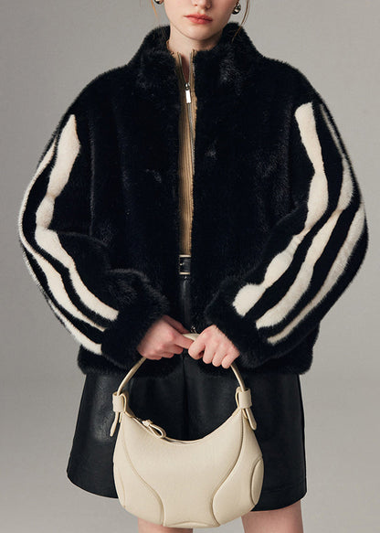 Gracefully Styled Coat for Any Occasion