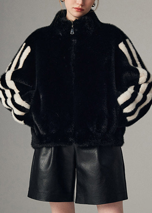 Gracefully Styled Coat for Any Occasion
