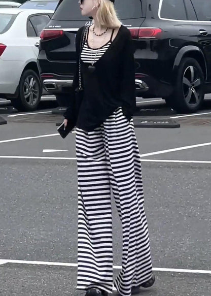 Well Tailored Pants with a Graceful Silhouette