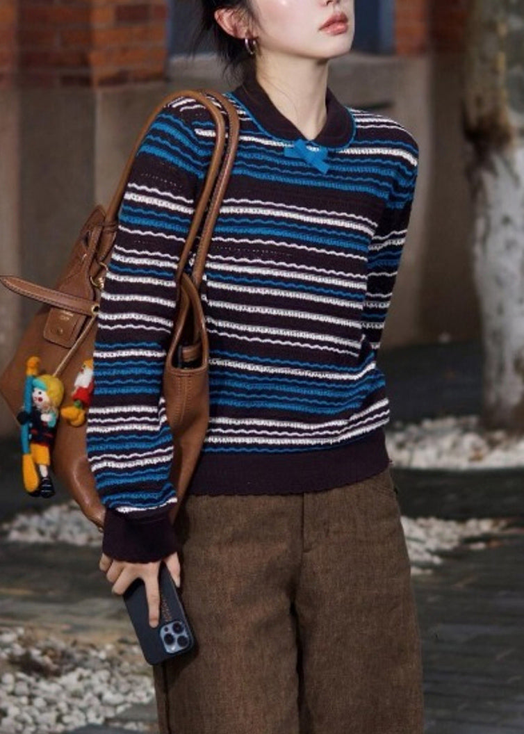 Effortlessly Elegant Sweater with a Timeless Design