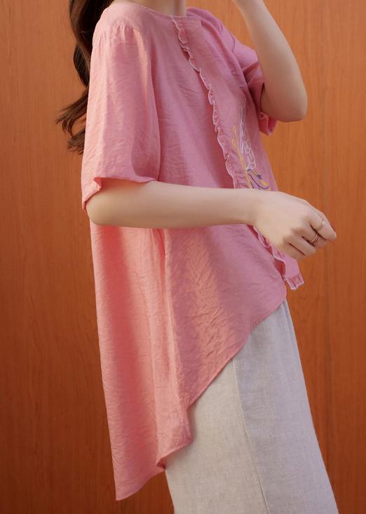 Sophisticated Blouse with a Clean Classic Look