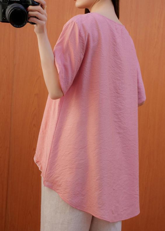 Sophisticated Blouse with a Clean Classic Look