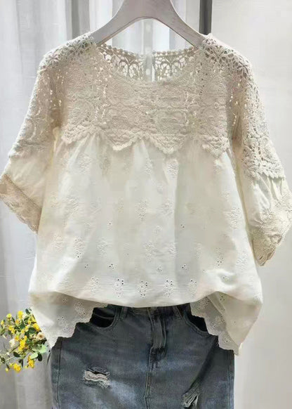 Effortlessly Elegant Top with a Timeless Design