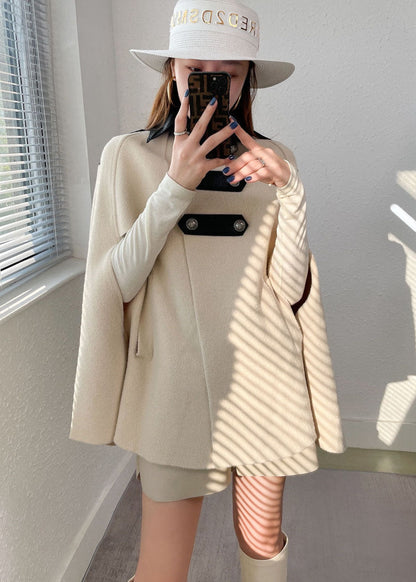 Elegantly Styled Coat for Everyday Wear