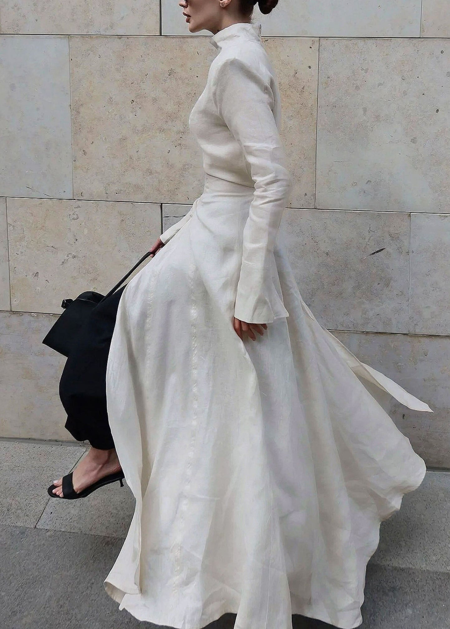 Effortlessly Elegant Dress with a Timeless Design