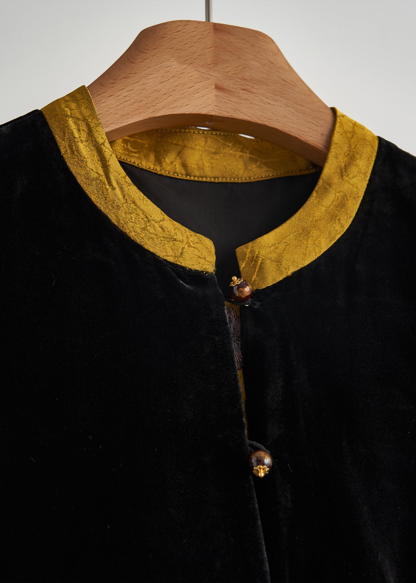 Gracefully Styled Garment for Any Occasion