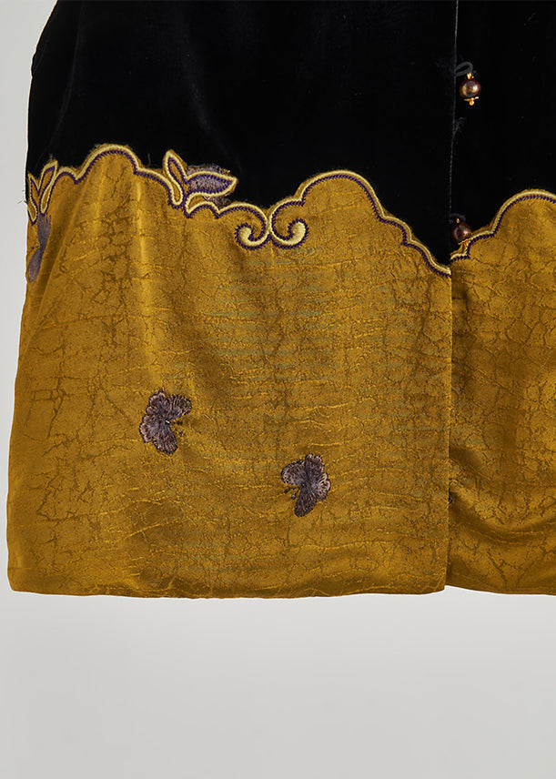 Gracefully Styled Garment for Any Occasion