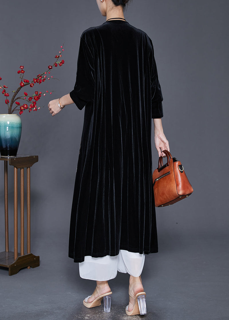 Well Tailored Cardigan with a Graceful Silhouette