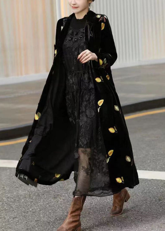 Effortlessly Elegant Coat with a Timeless Design