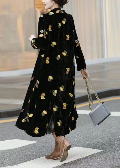 Effortlessly Elegant Coat with a Timeless Design