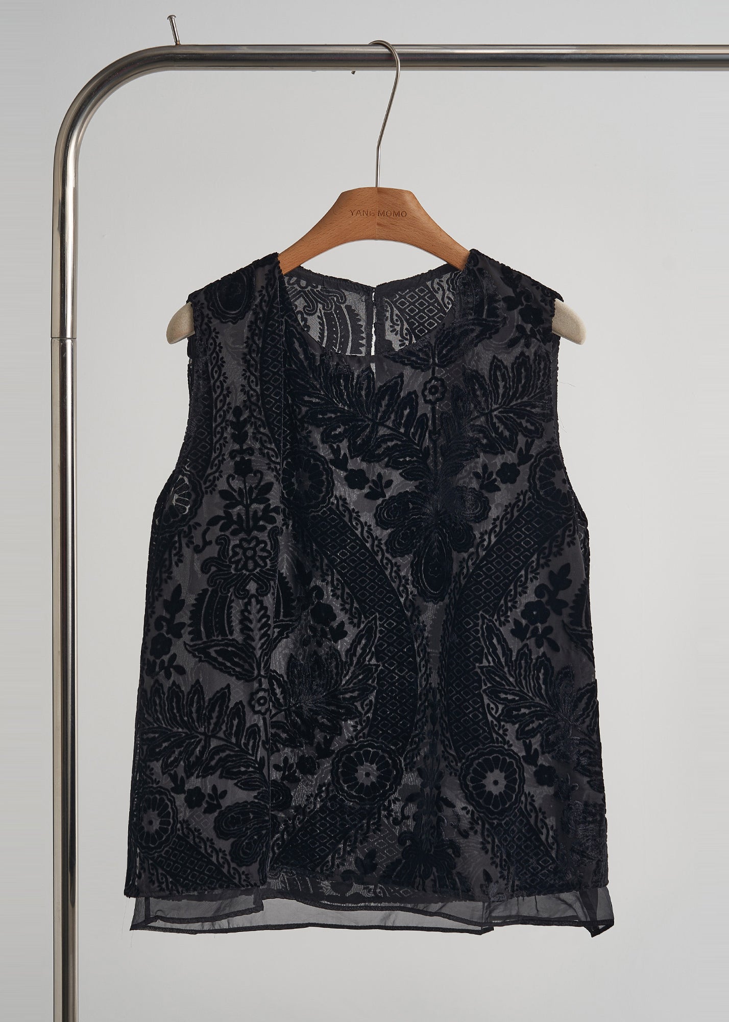 Polished Garment with an Effortless Classic Look