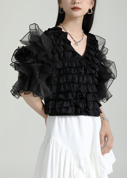 Sophisticated Blouse with a Clean Classic Look