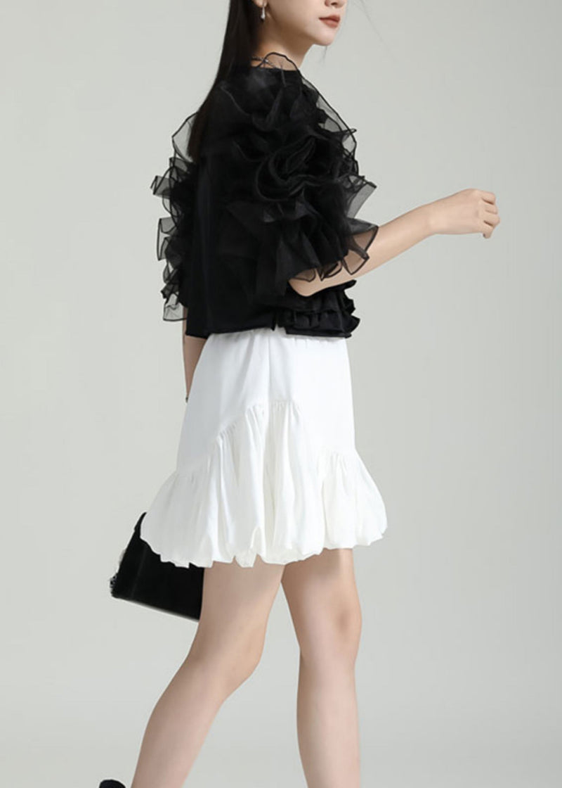 Sophisticated Blouse with a Clean Classic Look