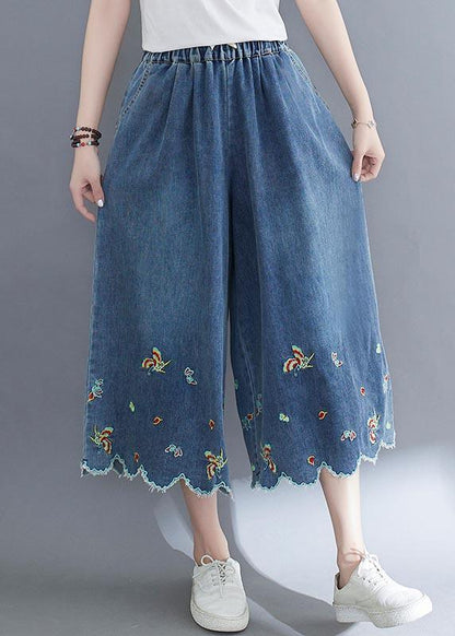 Well Tailored Pants with a Graceful Silhouette