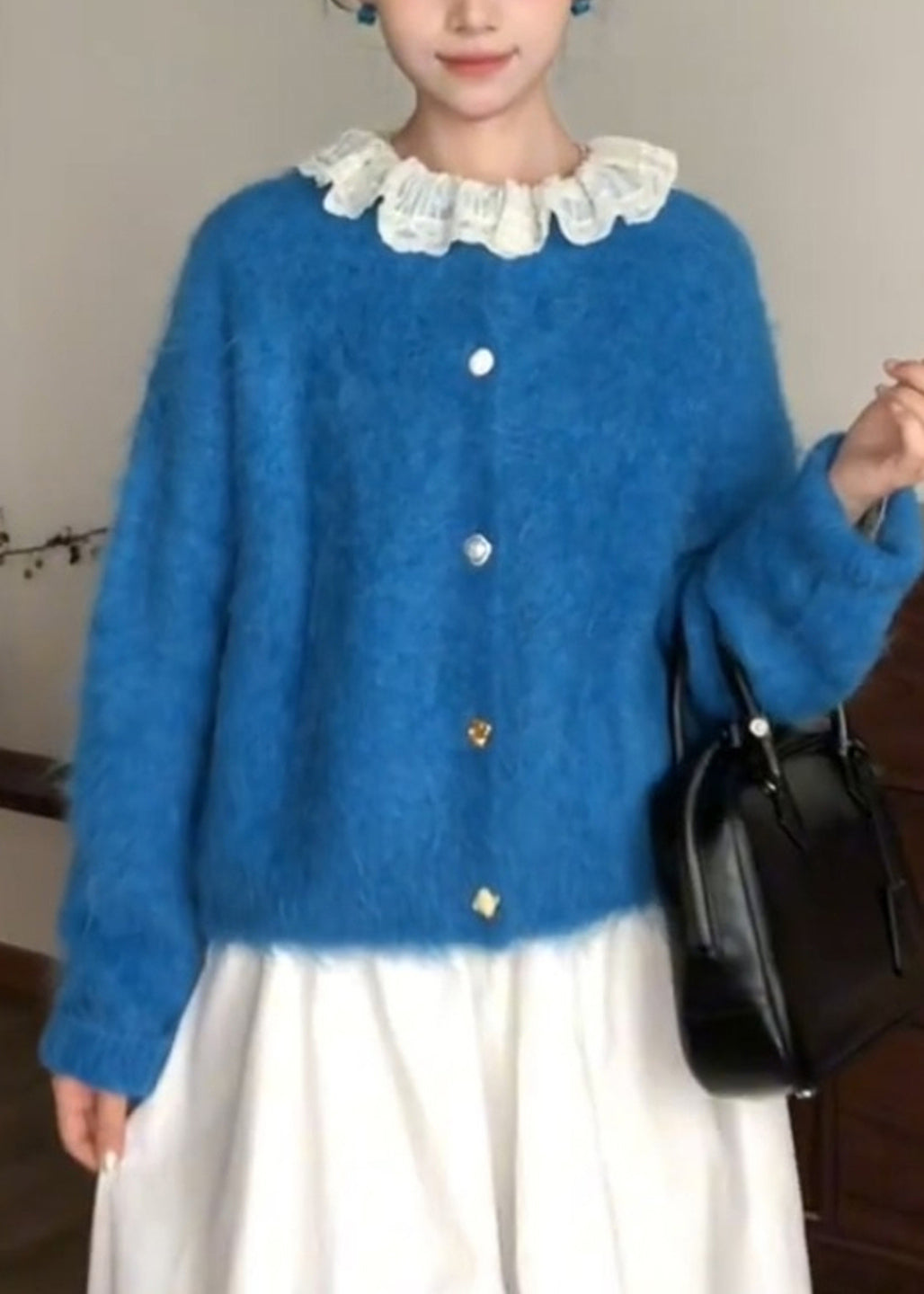 Beautifully Crafted Cardigan in a Classic Style