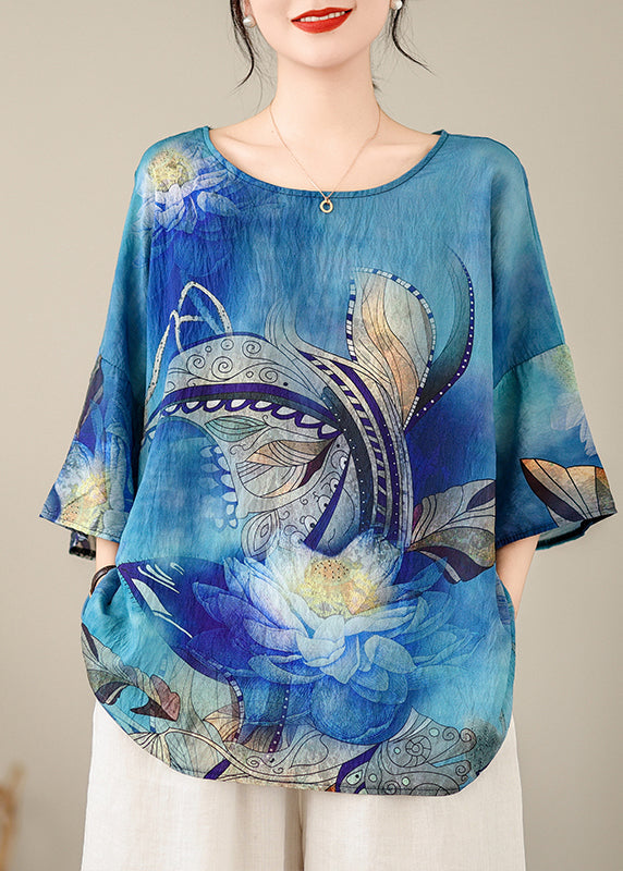 Effortlessly Elegant Top with a Timeless Design
