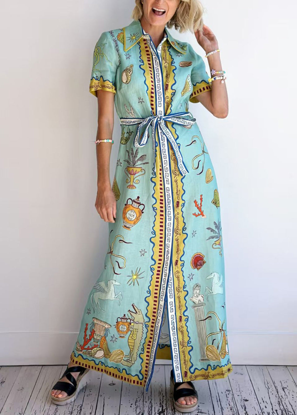 Sophisticated Dress with a Clean Classic Look