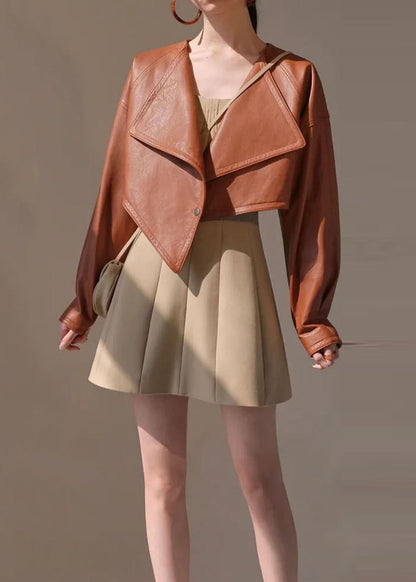 Well Tailored Coat with a Graceful Silhouette