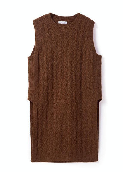 Well Tailored Garment with a Graceful Silhouette
