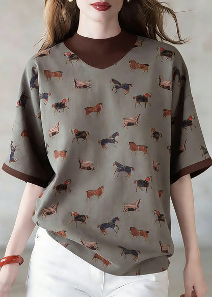 Effortlessly Elegant Top with a Timeless Design