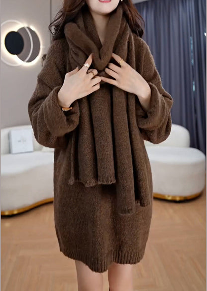 Classic Vintage Sweater with a Flattering Fit