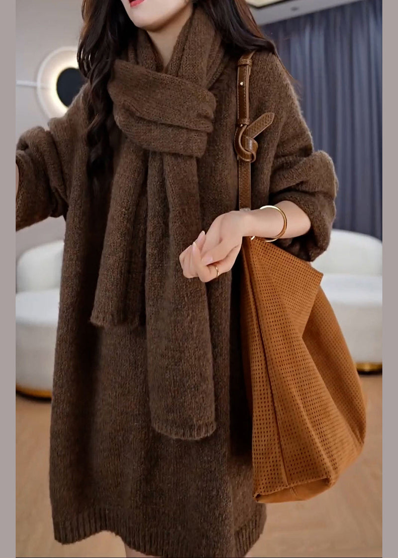 Classic Vintage Sweater with a Flattering Fit