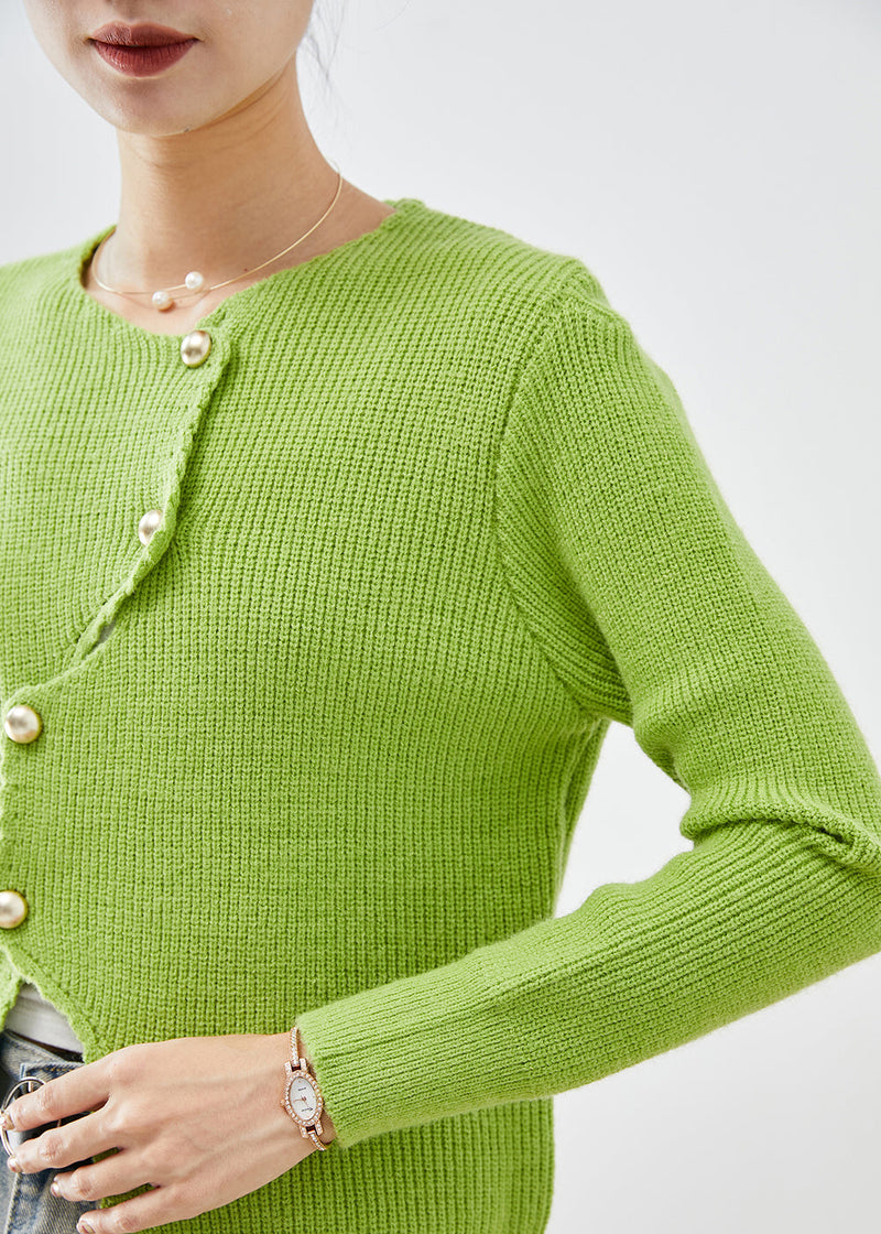 Effortlessly Elegant Cardigan with a Timeless Design