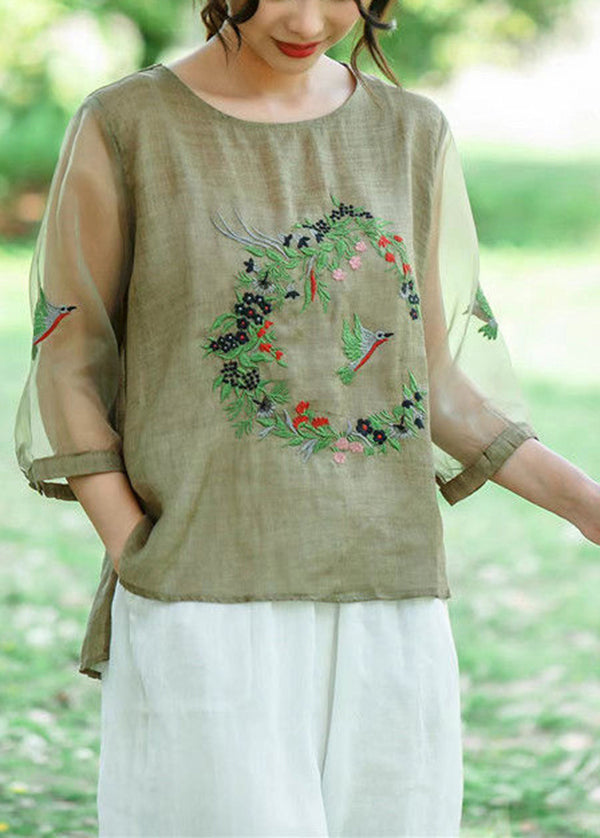 Elegantly Styled Shirt for Everyday Wear