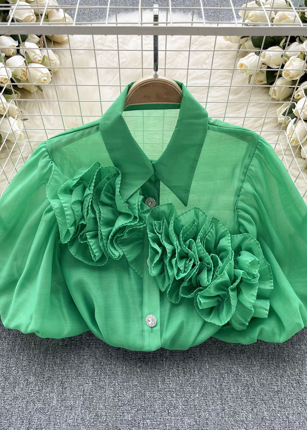 Beautifully Finished Shirt in a Timeless Design