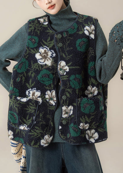 Classic Vintage Coat with a Flattering Fit