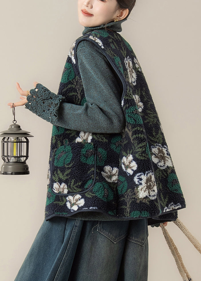 Classic Vintage Coat with a Flattering Fit
