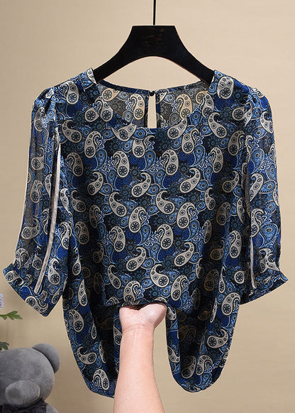 Elegantly Styled Blouse for Everyday Wear