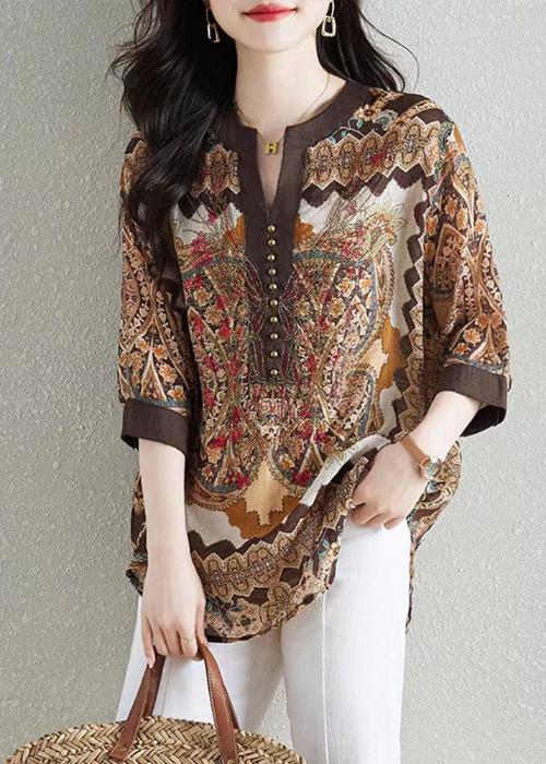 Classic Vintage Shirt with a Flattering Fit