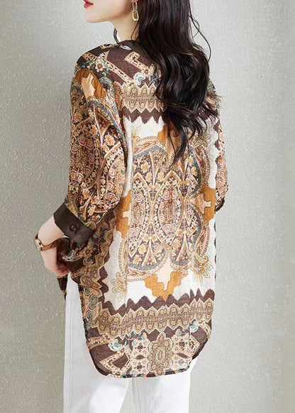 Classic Vintage Shirt with a Flattering Fit