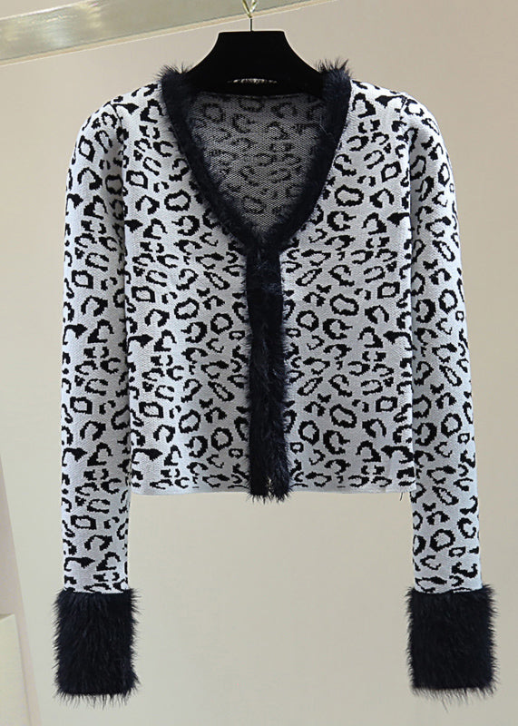 Polished Sweater with an Effortless Classic Look