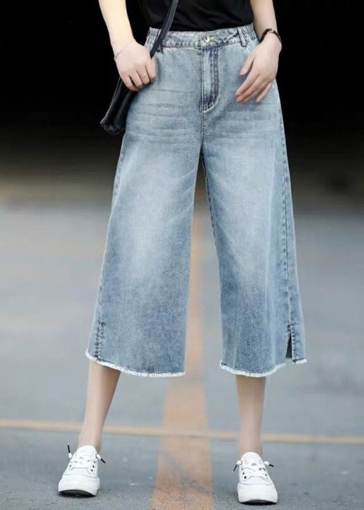 Elegantly Styled Trousers for Everyday Wear
